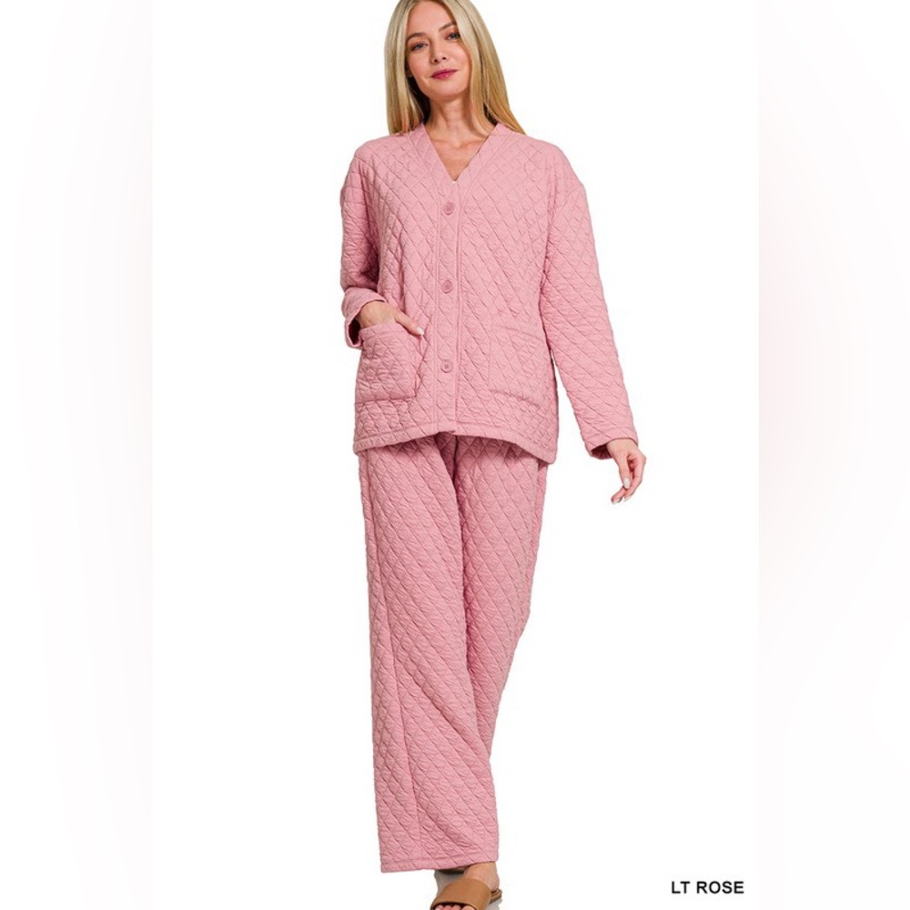 Zenana Outfitters Light Rose Quilted Lounge Set
